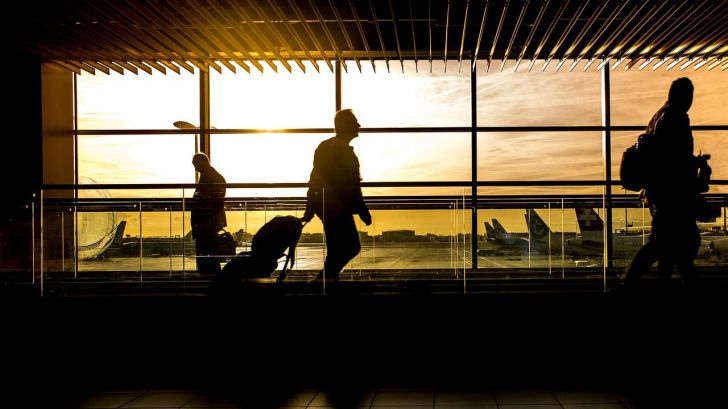 La programación de las aerolíneas en vuelos internacionales a España roza niveles prepandemia