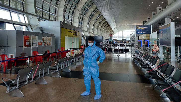 Medidas en los aeropuertos españoles para frenar la propagación del coronavirus desde China