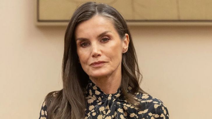 La reina Letizia sorprende a vecinos al visitar un centro de belleza en Tetuán