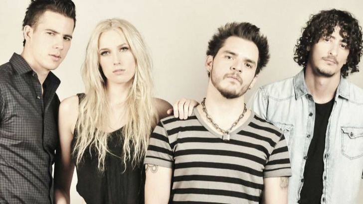 Así se cuidan… Jenny and the Mexicats