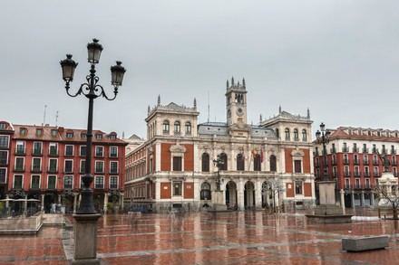 España se llena de turistas: Descubre cómo el gasto turístico ha crecido un 7.2% y lo que supone para la economía nacional