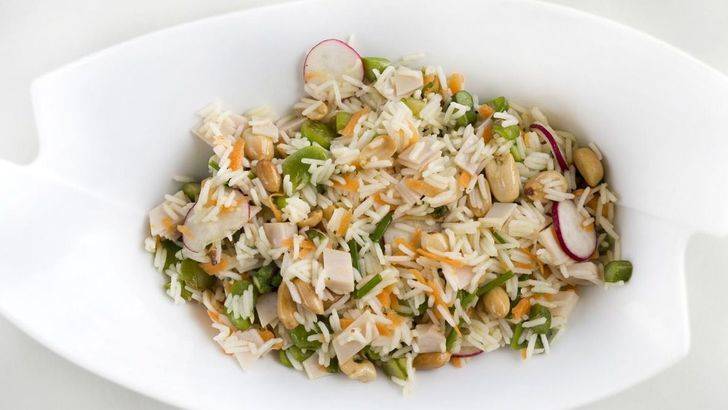 ¿Una ensalada con arroz ?