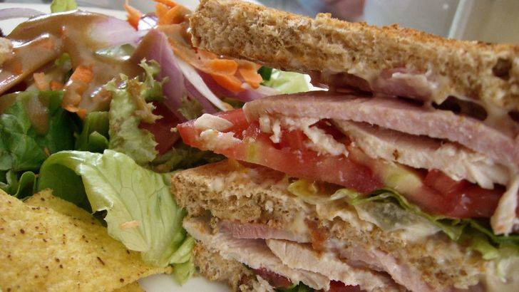 Receta: ¿Un Sándwich Club o un Clubhouse Sándwich?