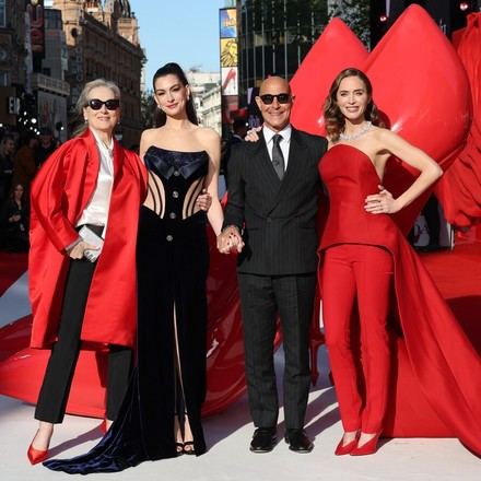 Estrella del cine brilla en el estreno de 'El diablo viste de Prada 2' en Londres
