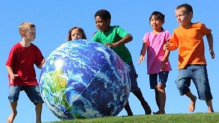 La Unesco denuncia que es “inaceptable” que 262 millones de menores estén sin escolarizar