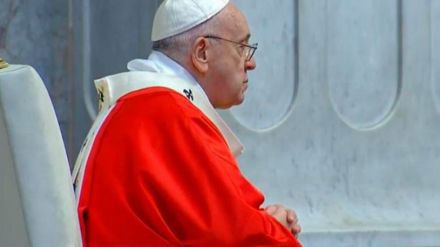 El Papa lamenta que sea "normal" sacrificar a los más vulnerables en la crisis del coronavirus
