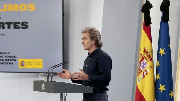 Fernando Simón: 'Algunas reuniones sociales han podido ser el origen de algunos brotes locales'