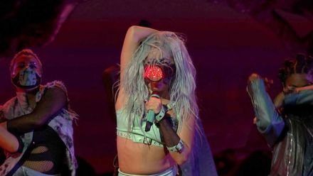 Lady Gaga y BTS arrasan en los MTV VMAs 2020