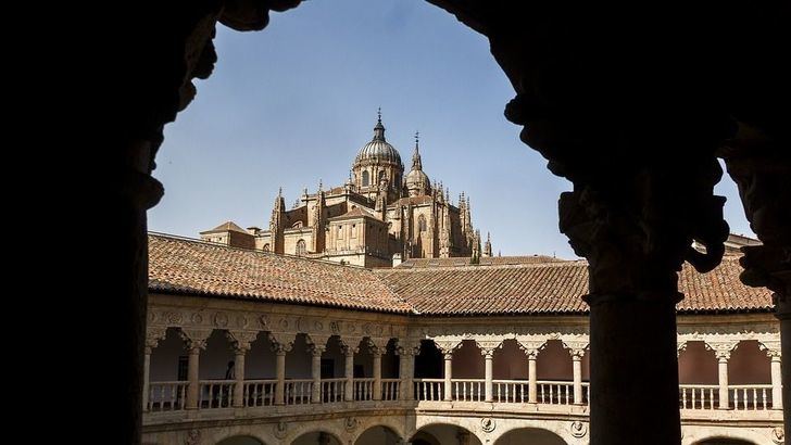 ¿Cuáles son los destinos románticos más demandados de España?