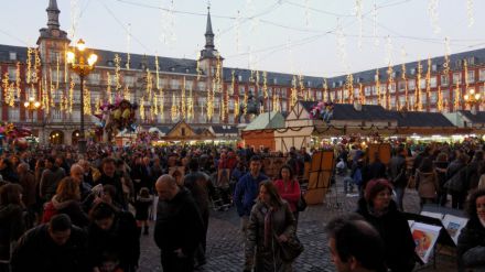Madrid intentará salvaguardar el espíritu navideño con su tradicional mercado
