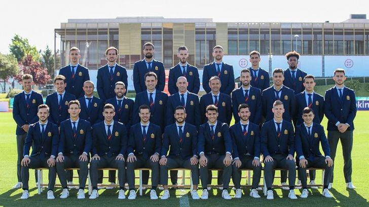 Unidos por la Selección: así luce la delegación española en la Eurocopa con el nuevo traje oficial