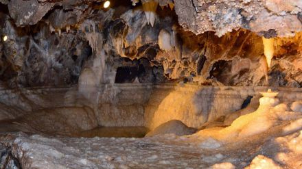 Turismo de cuevas por España