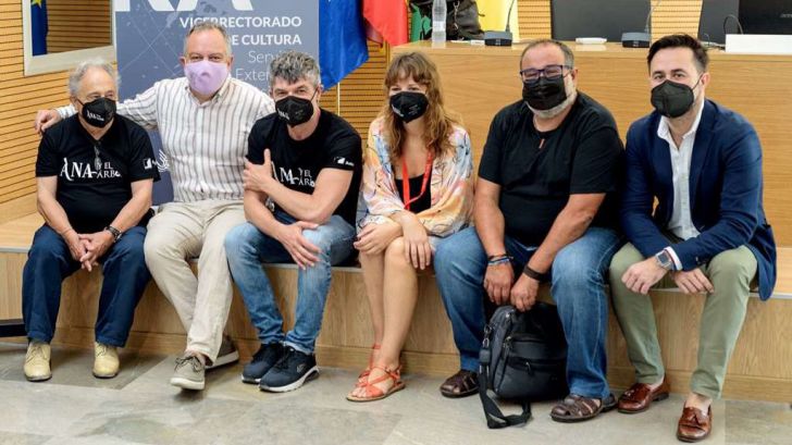 Alejandra, Nacho y Pepe, arropan la presentación del rodaje de 'Ana y el árbol'