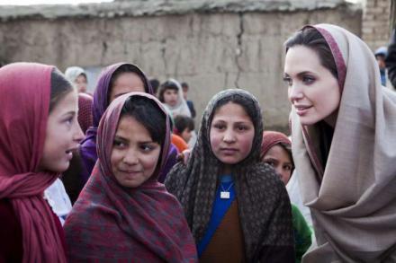 Angelina Jolie pide un alto el fuego en Yemen