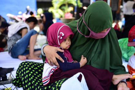 Empieza la identificación de los niños que se han quedado solos en Indonesia