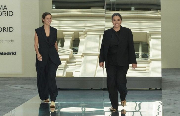 Adolfo Domínguez brilla en la Mercedes Benz Fashion Week con su nueva colección Zenit