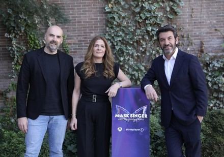 Antena 3 calienta el estreno de 'Mask Singer' con Juan y Medio, Ruth Lorenzo, Boris Izaguirre y Ana Milán