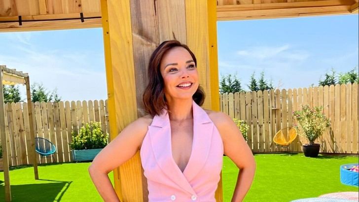 Cinco perros encuentran nuevos hogares en 'Dog House' con Chenoa