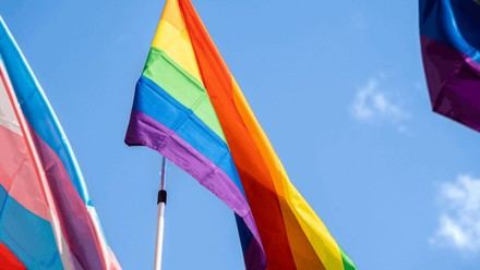 El Gobierno lanza estrategias estatales para la igualdad LGTBI y trans