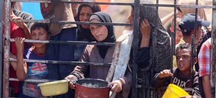 Crisis humanitaria en Gaza: niños mueren de hambre mientras la ayuda no llega