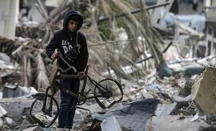 Más de 737.000 niños ucranianos han sido desplazados por la guerra y muchos siguen en la escuela