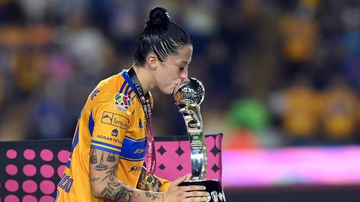 Jenni Hermoso: 'El fútbol es mi pasión y nunca me rendí'