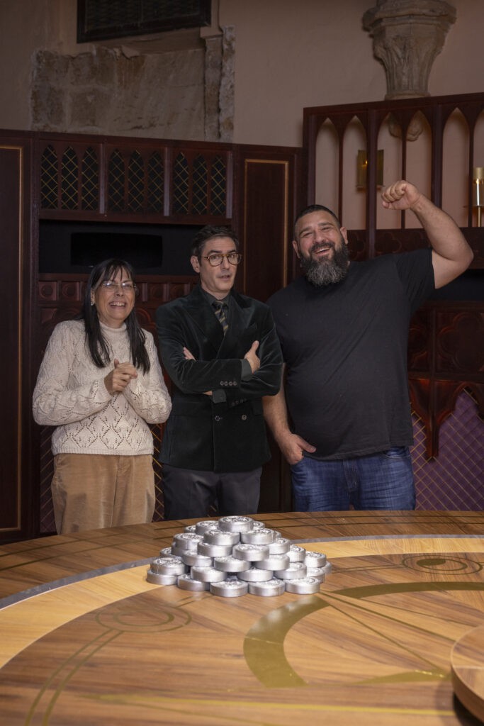 Charo y Juan Ferrer se coronan ganadores de 'Traitors España' en Antena 3