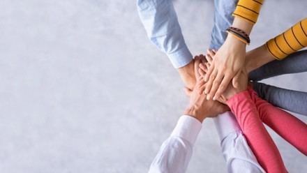 La Fundación Cofares refuerza su compromiso social y sanitario en el último semestre