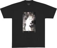 Rosalía encumbra su legado en Madrid y el merchandising de 'LUX' arrasa entre fans y no tan fans