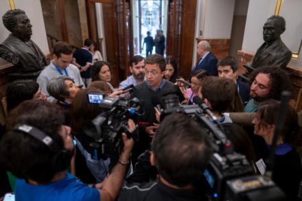 Procesan a Íñigo Errejón por la presunta agresión sexual a la actriz Elisa Mouliaá