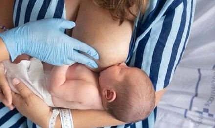 Canarias destaca la importancia de la lactancia materna para la salud de madres e hijos