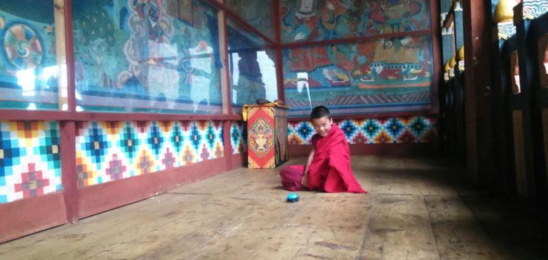 El monje en Paro Dzong